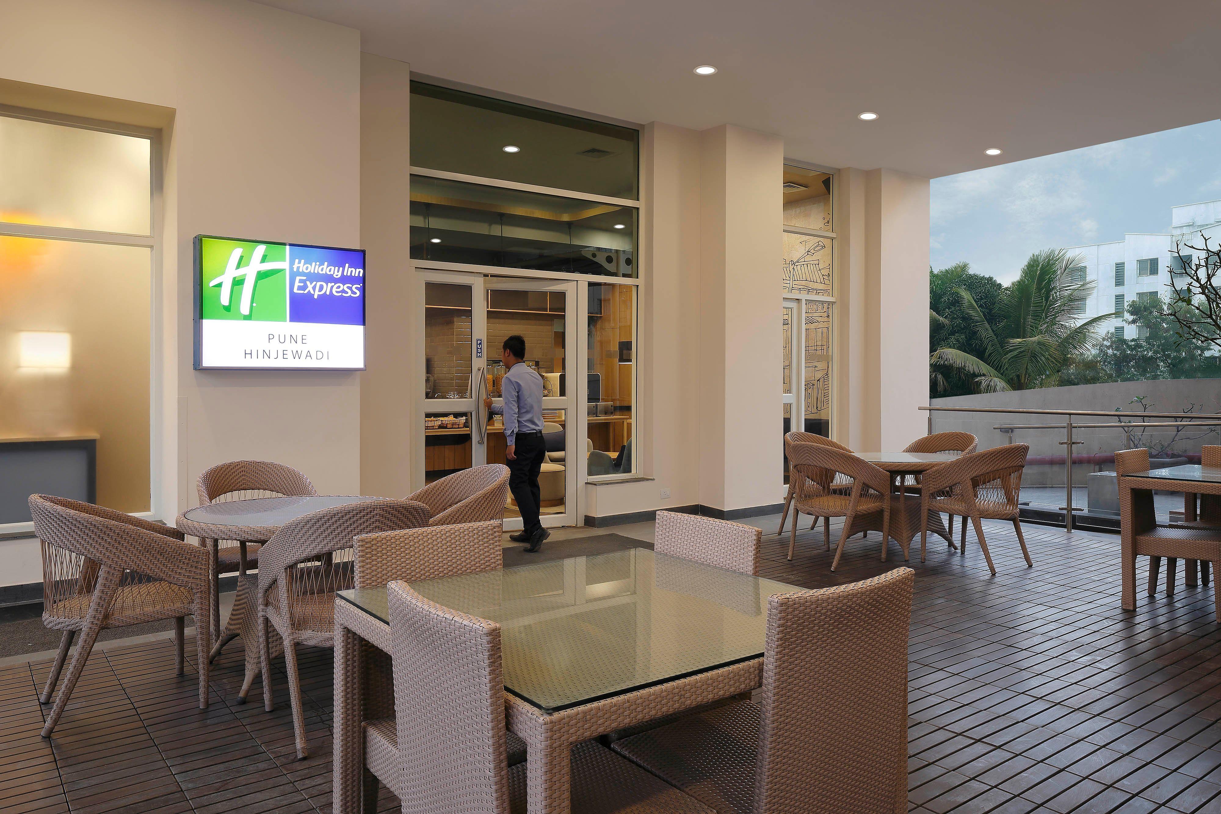 Holiday Inn Express Pune Hinjewadi By Ihg Pimpri-Chinchwad Extérieur photo